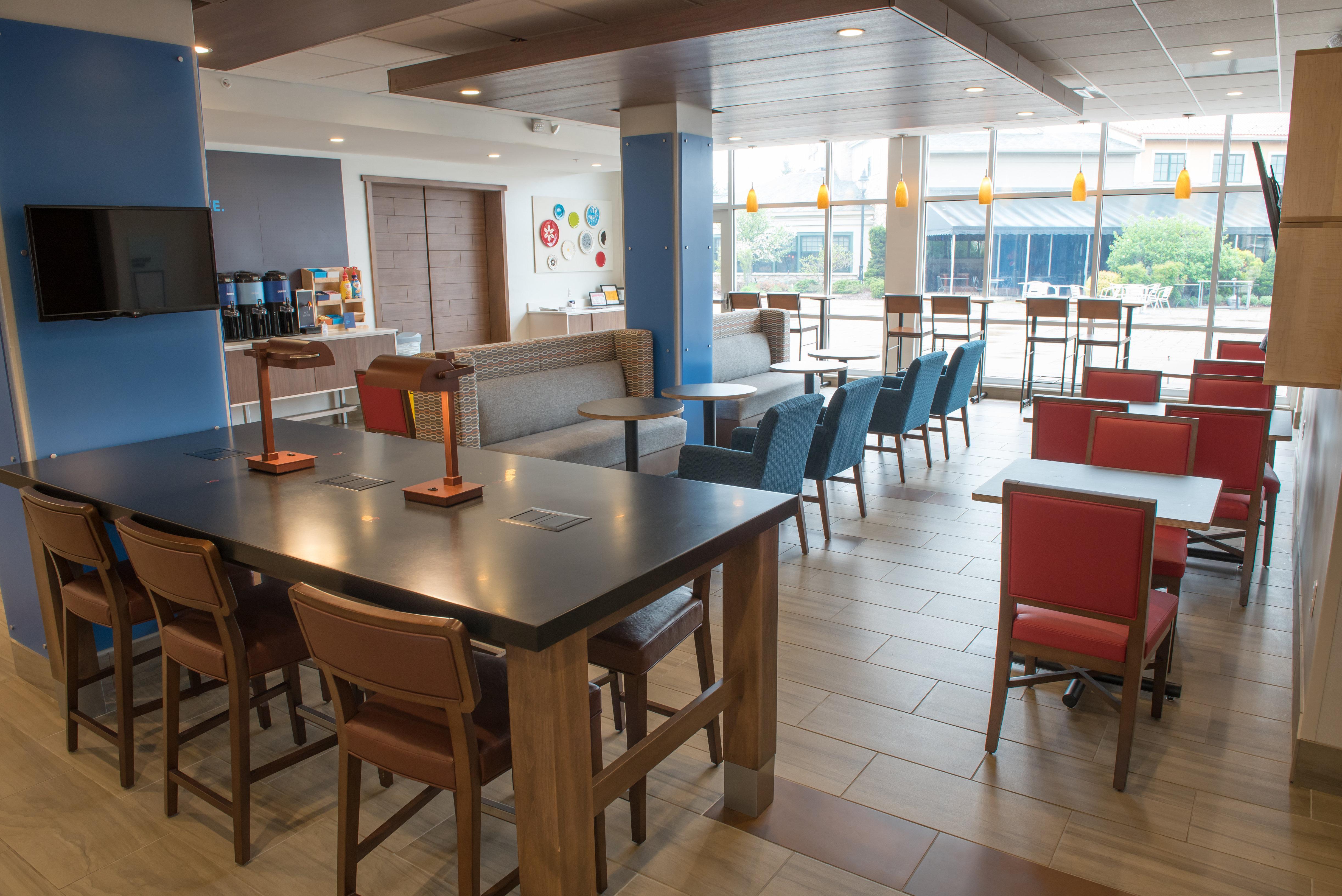 Holiday Inn Express & Suites - Fort Wayne North By Ihg Sunnybrook Acres Buitenkant foto